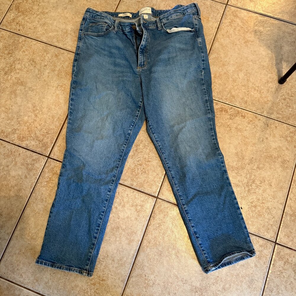 Universal Thread High Rise Straight Leg Denim Jeans Women's Size 18 34R (157)